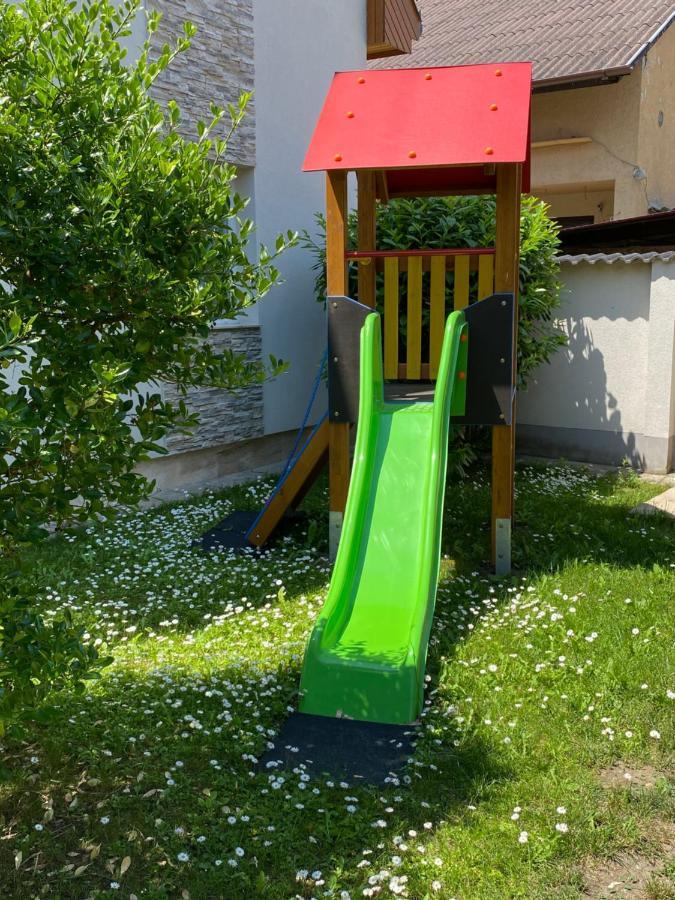 Magyar Apartman Iii. Διαμέρισμα Hajdúszoboszló Εξωτερικό φωτογραφία
