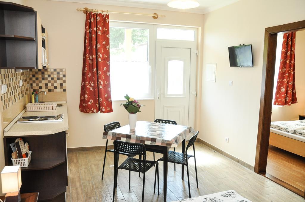 Magyar Apartman Iii. Διαμέρισμα Hajdúszoboszló Εξωτερικό φωτογραφία